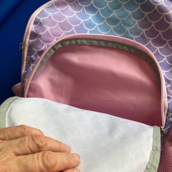 Kids mermaid backpack never used. - Picture 4 of 5